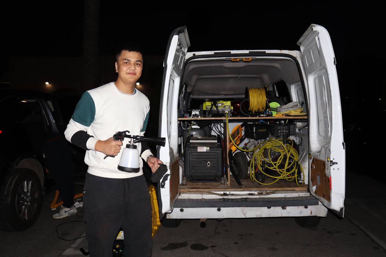 Eco-friendly pressure washing in Santa Monica and Los Angeles County
